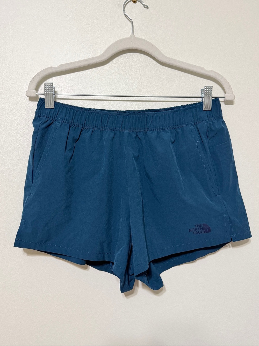 The North Face Women's Wander Shorts Size Medium Blue 2.0 Hiking